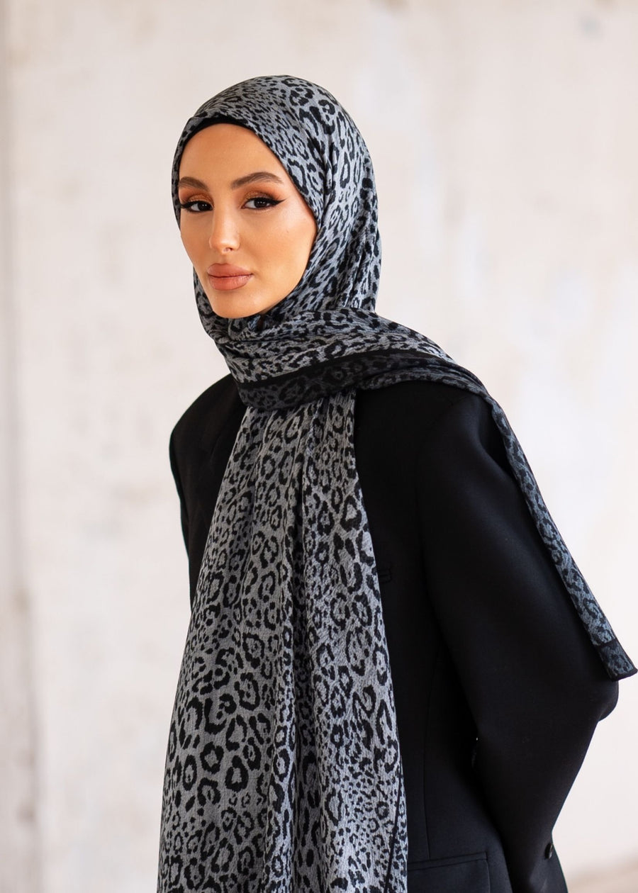 Black Leopard Modal