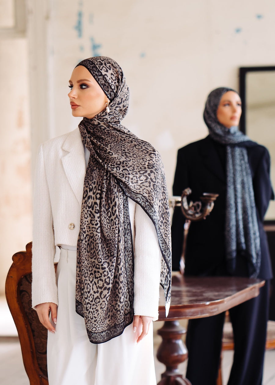Brown Leopard Modal
