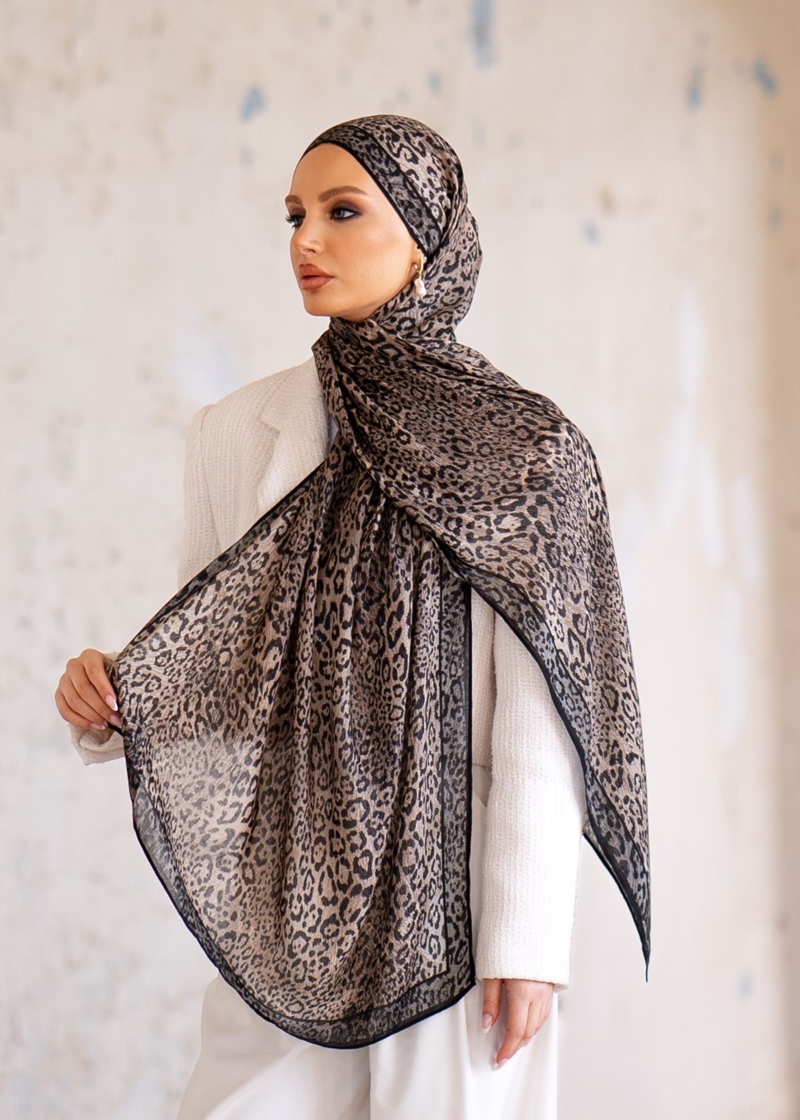Brown Leopard Modal