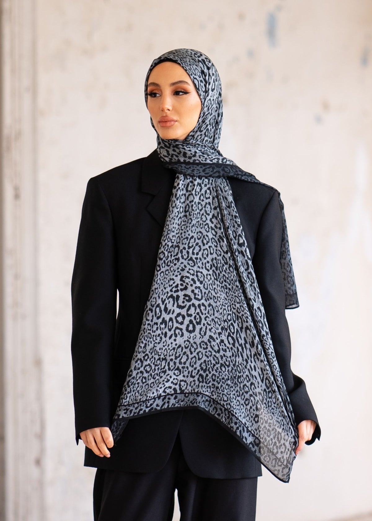 Black Leopard Modal