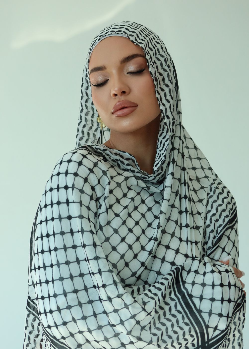 Keffiyeh Modal Hijab - Black Print