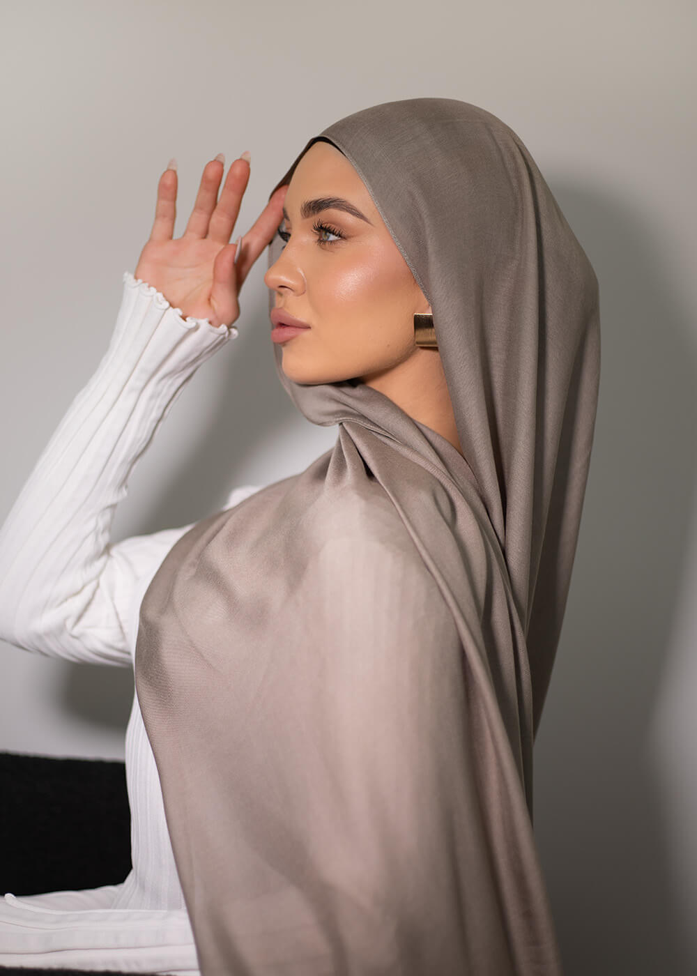 Olloum Crown Scarf, Women's Fashion, Muslimah Fashion, Hijabs on Carousell